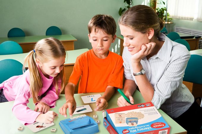 BOHS French Literacy Wiz Fun Game Lower Case Sight Words 60 Flash Cards Preschool Language Learning Educational Toys - Image 5
