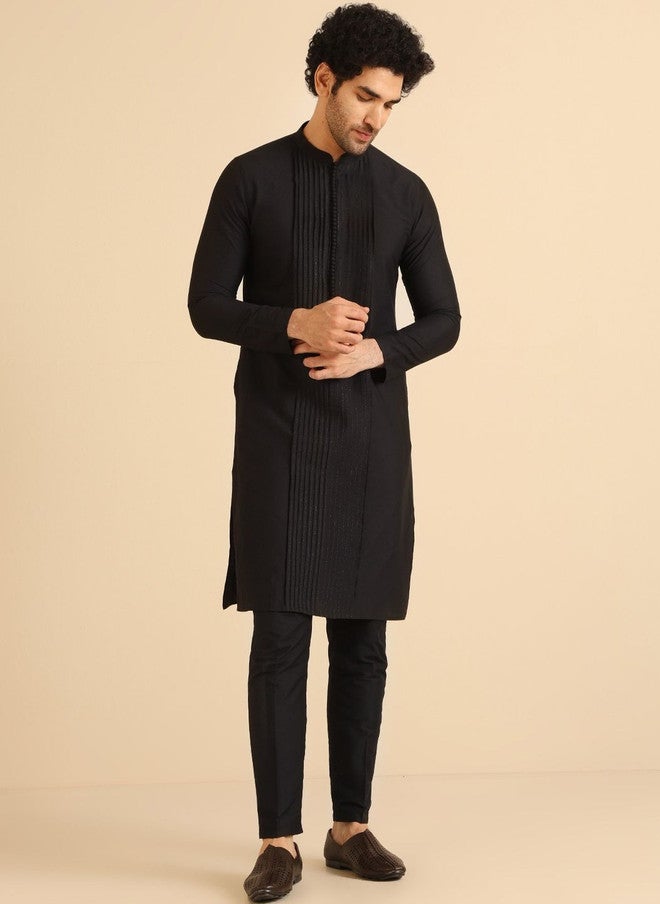 KISAH Men Pleated Kurta with Trousers - Image 4