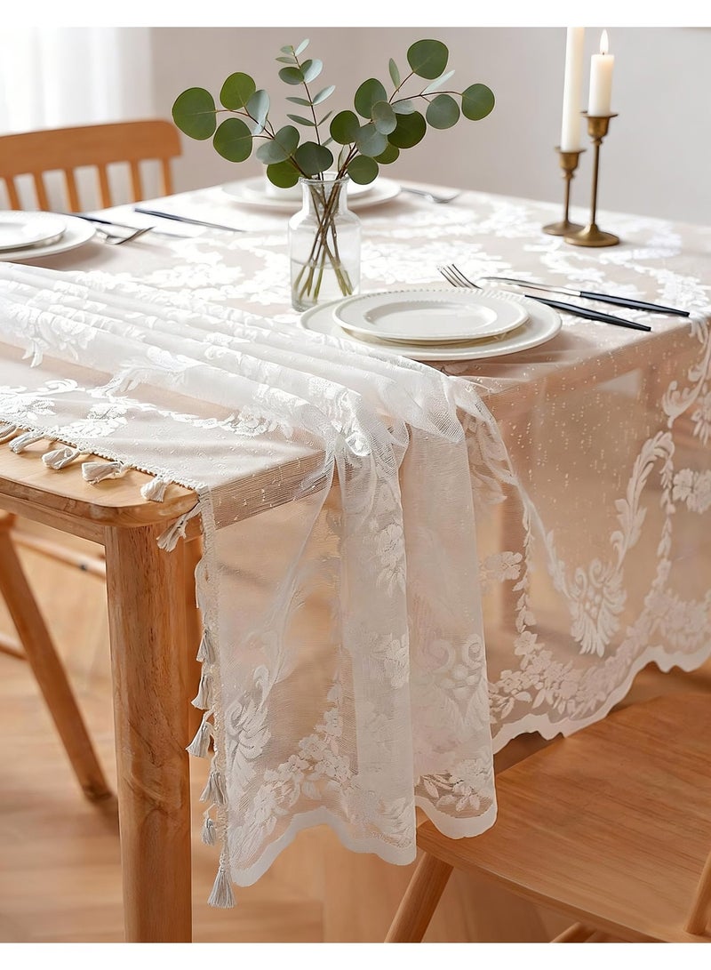 بيت النور مفرش طاولة أنيق بنمط كلاسيكي (فينتج) من الدانتيل الأبيض الشفاف، يتميز بحواف فريدة مزدوجة: دانتيل زهري بحواف مقوسة على الجانبين الطويلين وشرابات متدلية على الجانبين القصيرين؛ مفرش مزخرف مثالي لديكور غرفة الطعام، بمقاس 140 × 180 سم. - Image 3