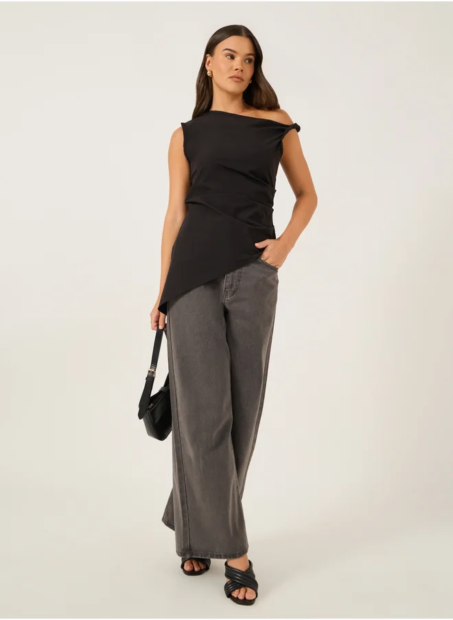 Styli Solid Asymmetric Hem One Shoulder Sleeveless Top