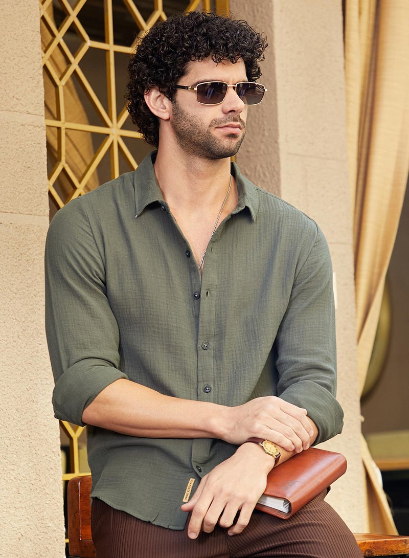 Campus Sutra Men's Ash Grey Breezy-Weave Shirt - Image 1