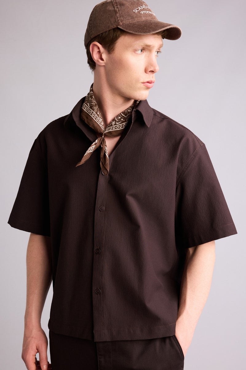 DeFacto Brown Man Boxy Fit Shirt Collar Crinkle Short Sleeve Shirt Casual - Image 3