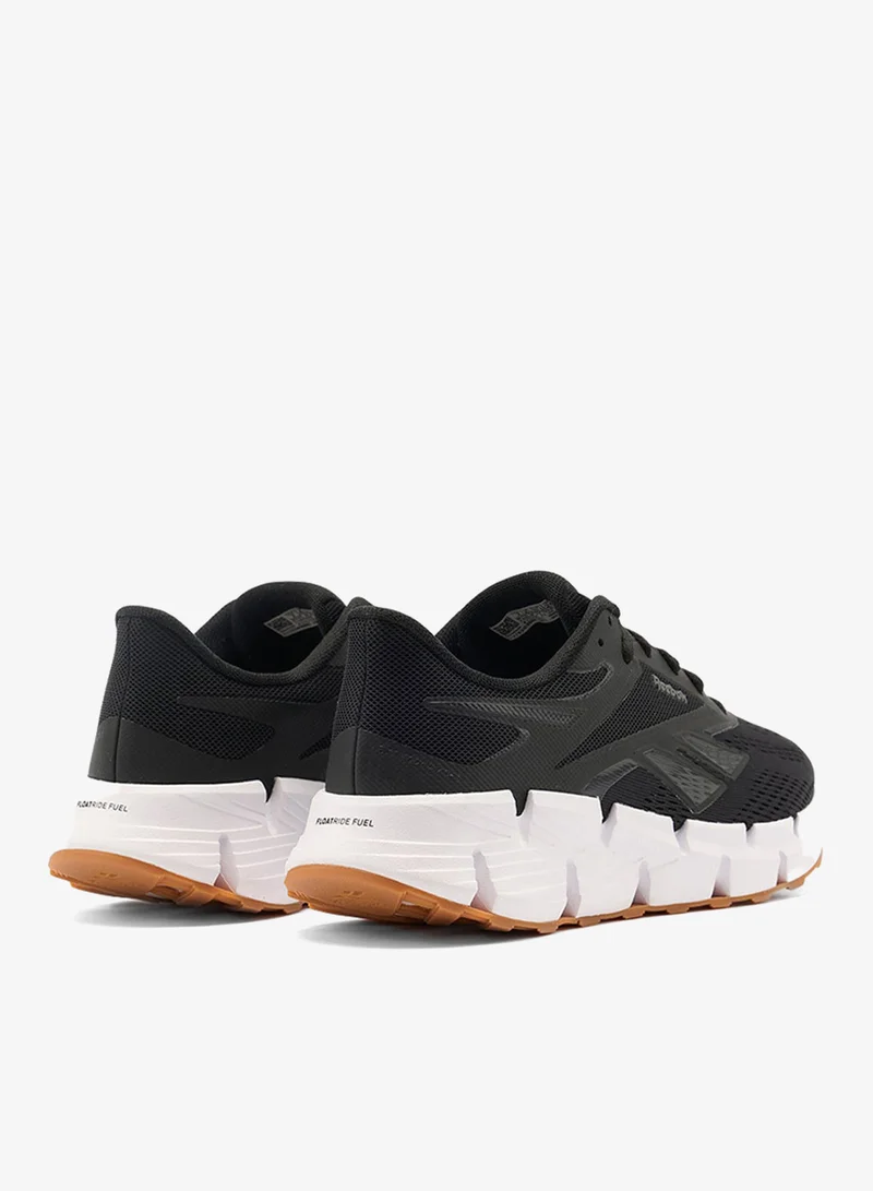 ريبوك زيج ديناميكا 6