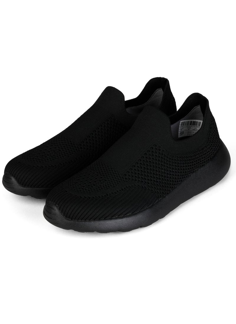DUOZOULU - Lightweight slip on shoes comfortable and durable men's classic and fashion sneakers shoes for men and shoes for women mesh shoes Lace less shoes SDF-7 by DUOZOULU - Black-Black - Image 1