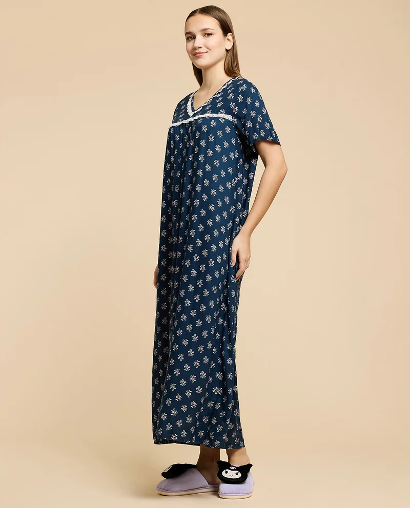 R&B Printed Nightdress with V-Neck and Short Sleeves
