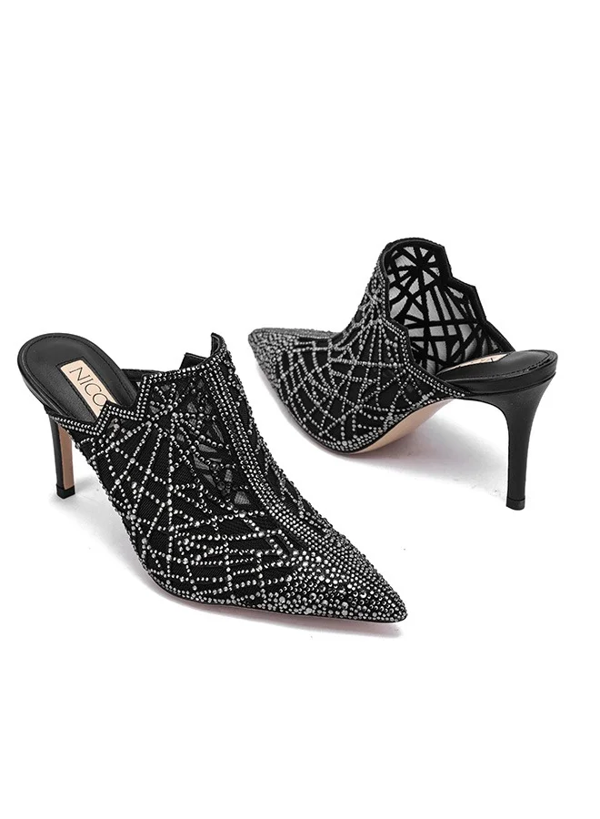 نيكولي أكيلو