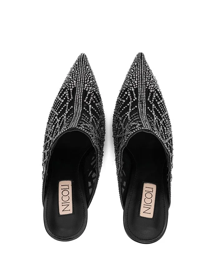 نيكولي أكيلو