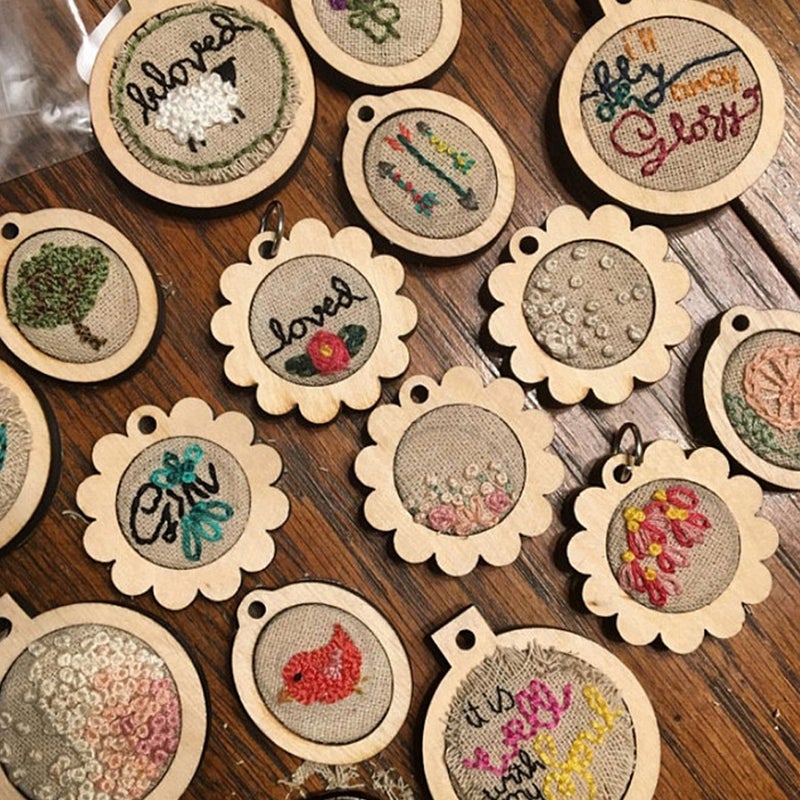 Mini Embroidery Frame Round DIY Crafts Embroidery Hoops (Size Large) - Image 2