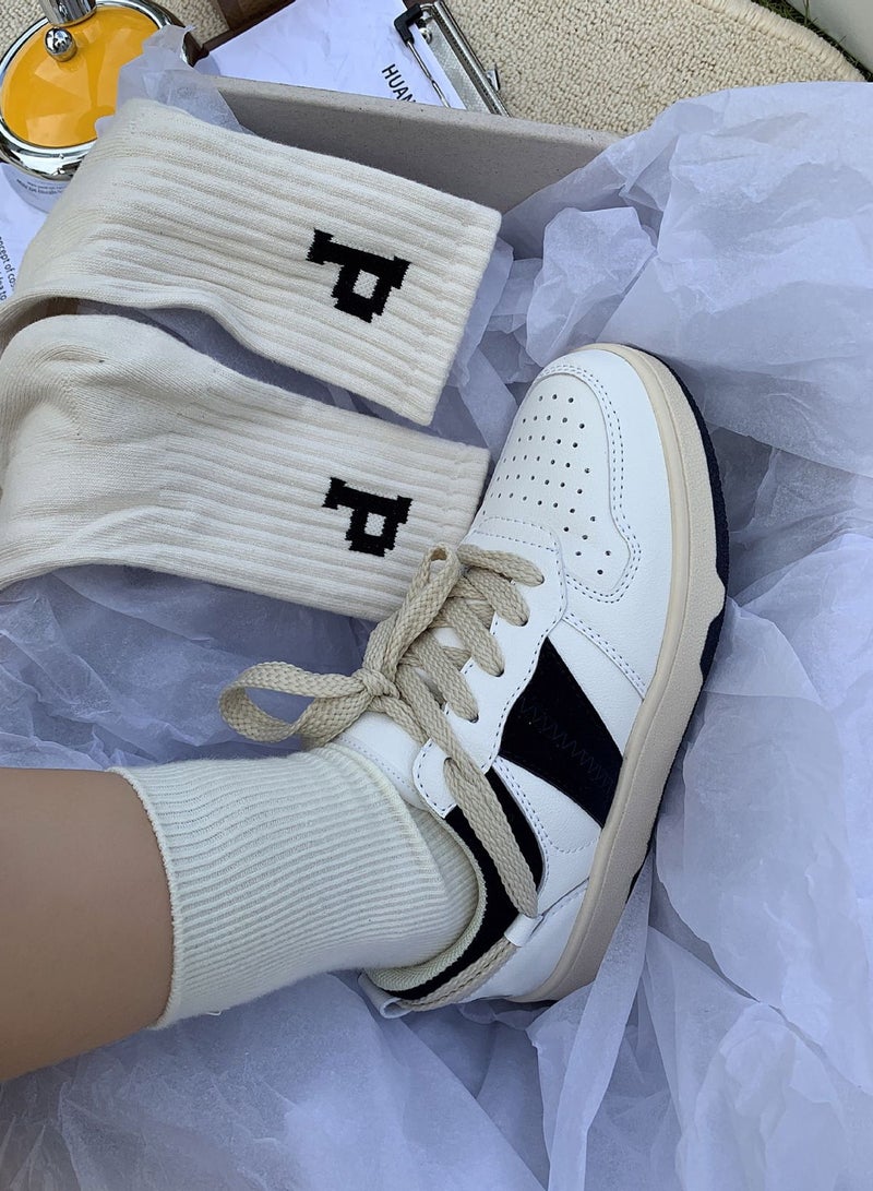 stylish Women's Lace-Up Shoe - Image 1