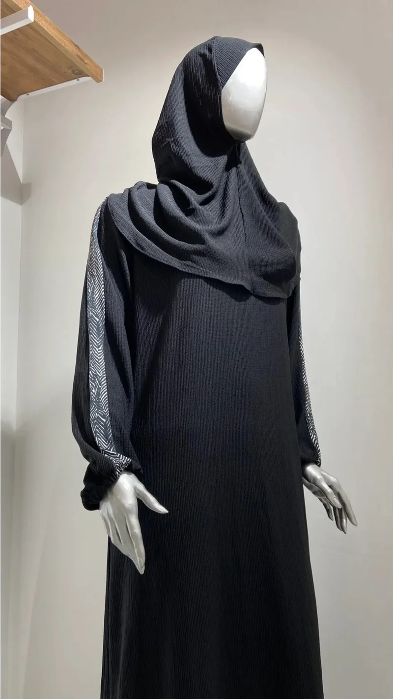 Giz Giyim Easy to Wear One Piece Prayer Dress Black Plus Size