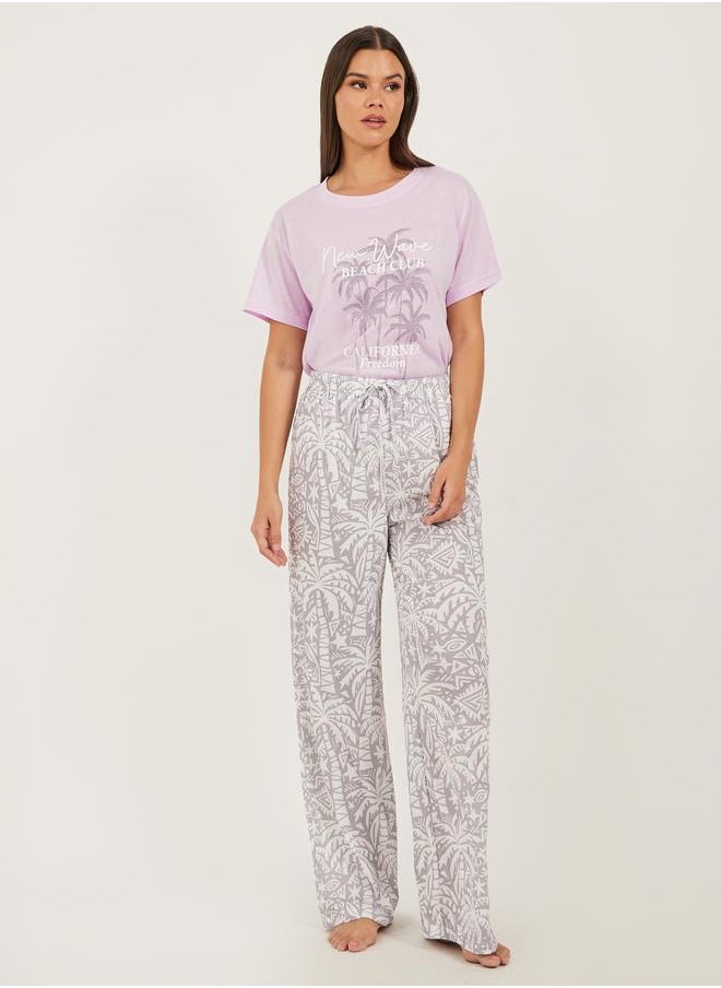 Styli Palm Graphic Print Dropped Shoulder T-Shirt and Pyjama Pants Set  - Image 2