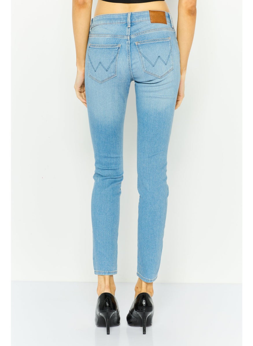 Wrangler Women Skinny Fit Washed Denim Jeans, Blue  - Image 2
