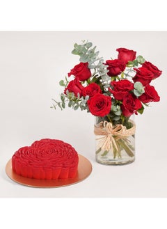 Heart Chocolate Cake With Red Fresh Roses In Vase