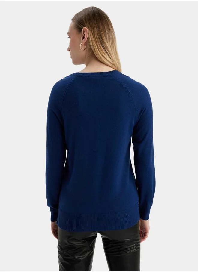 DeFacto Solid Raglan Sleeve Regular Fit Sweater by Styli