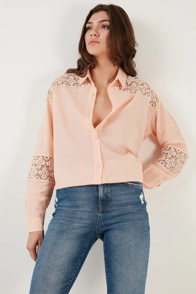 ليلا Laced Cotton Comfortable Cut Summer Shirt Women's Shirt 51442623