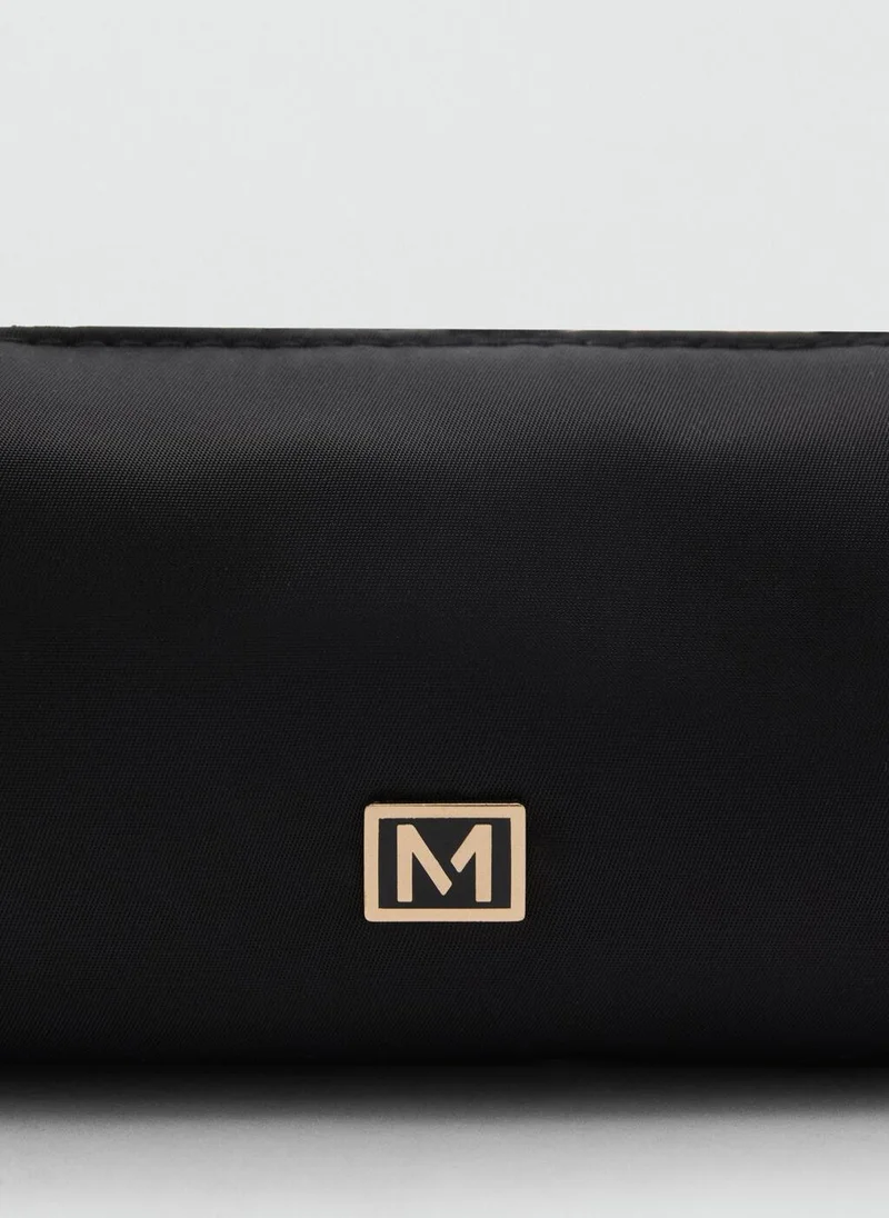 مانجو حافظة نايلون بسحاب