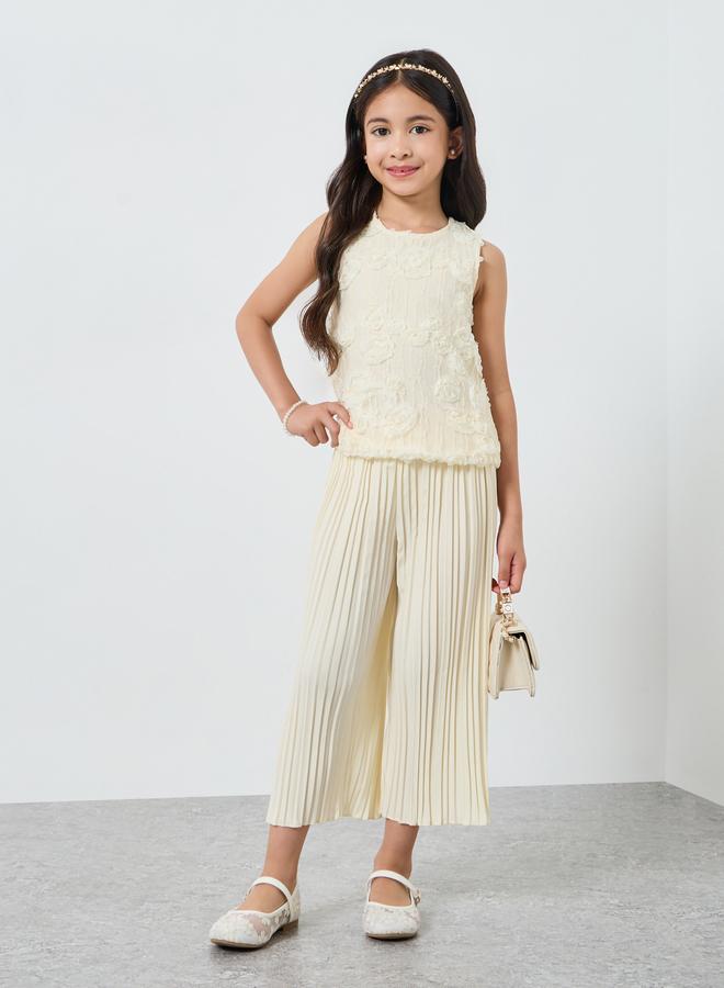 Styli Girls Off-White Embellished Top And Pleated Trousers Set - Image 1