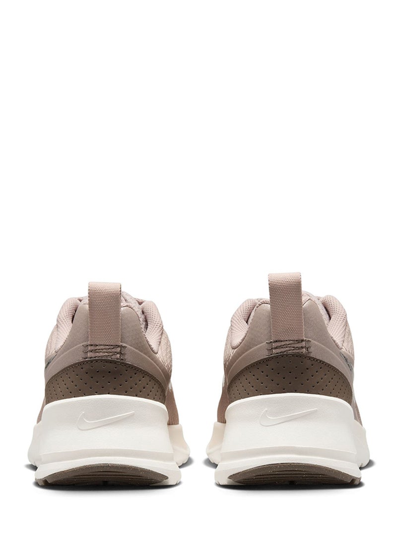 Nike Air Max Nuaxis  - Image 4