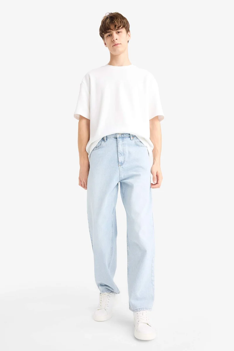 ديفاكتو Baggy Fit Wide Leg Washed Jeans