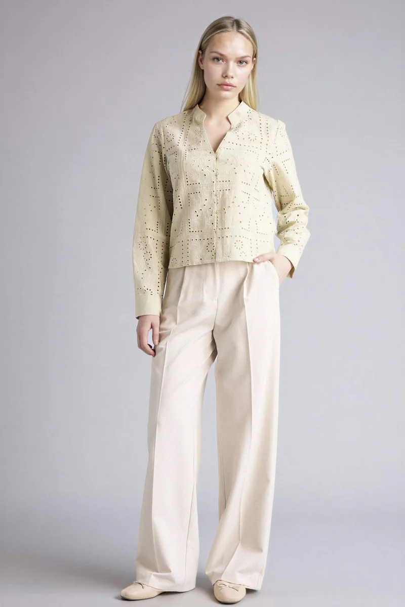 ديفاكتو Regular Fit Flap Collar brode Long Sleeve Shirt