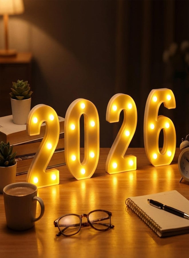 كوم لوحة مضيئة LED من كومي، رقم 2026، أرقام لافتة عملاقة لتزيين حفلات التخرج، زينة تخرج 2026 لطلاب المدارس الثانوية والجامعات وحفلات الفصول الدراسية (أبيض) - Image 1