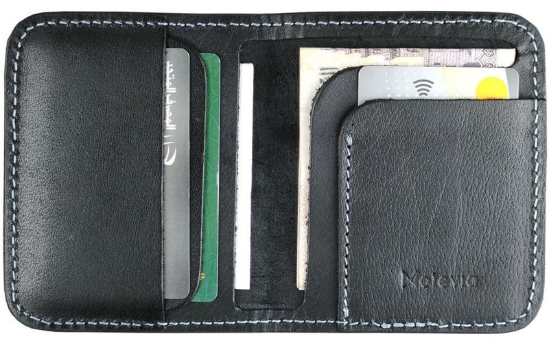 موتيفيا محفظة جلد وحامل للبطاقات للرجال - مكونة من 5 جيوب داخل محفظة بطاقات رفيعة من موتيفيا (اسود) - Image 1