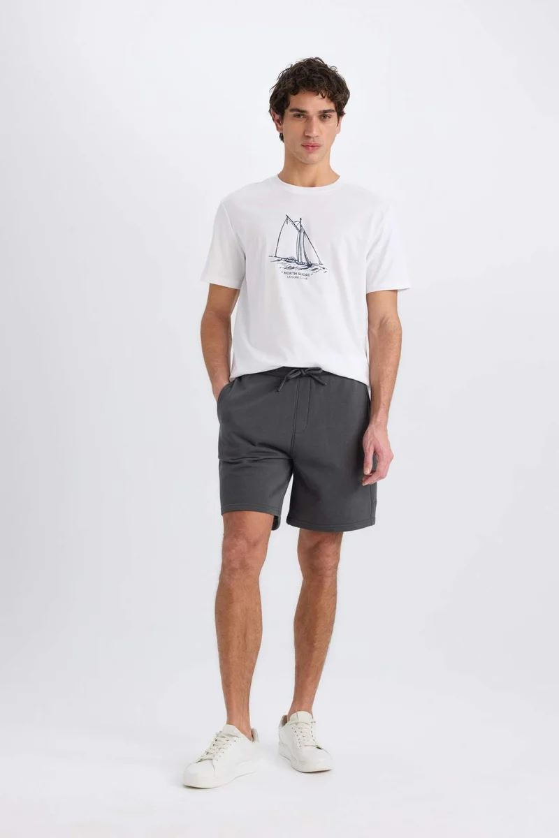 DeFacto Regular Fit Straight Leg Basic Shorts