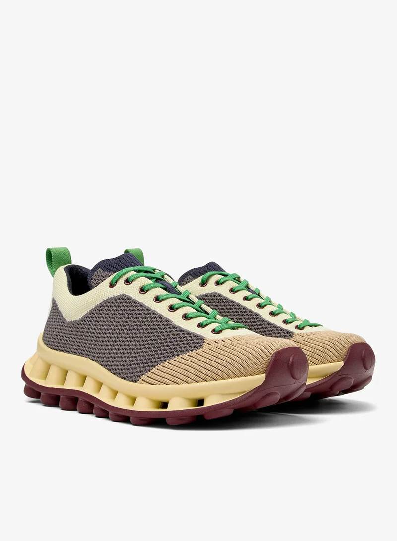 كامبر بلوتيسيما من سوني، حذاء رياضي نسائي، متعدد الألوان