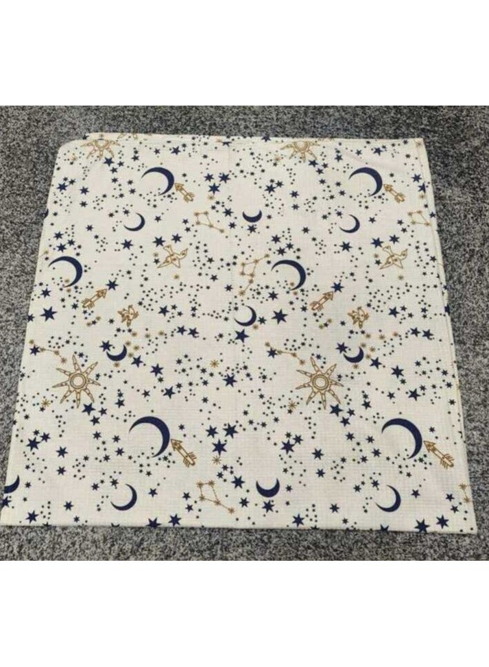 Off-white patterned Pica duvet cover with crescent and star pattern