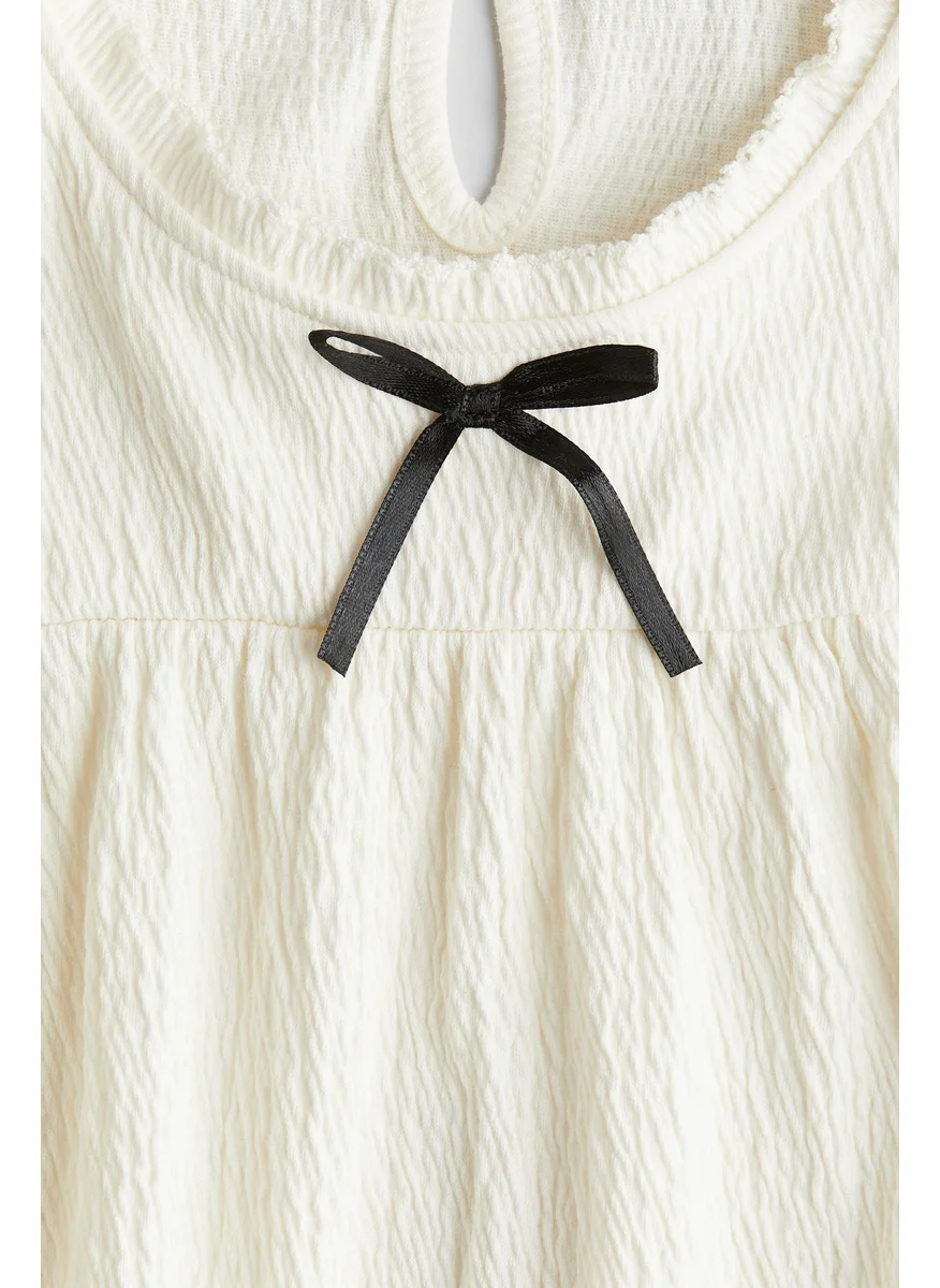 اتش اند ام Picot-Trimmed Blouse