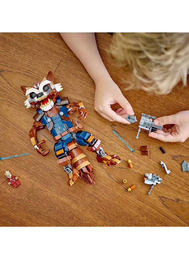 LEGO - 76282 مارفل روكيت وبيبي غروت، لعبة قابلة للبناء من استوديوهات مارفل لفرقة الحراس من المجرة للأطفال، هدية للعب الدور متحركة للأولاد والبنات من عمر 10 سنوات فما فوق (566 قطعة) - Image 1
