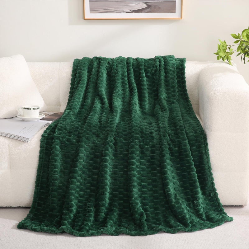 Puncuntex Dark Hunter Green Throw Blanket 50"Ã—60" inches Fuzzy 3D Jacquard Decorative Flannel Fleece Super Soft Plush Cozy Blanket for Couch Sofa Chair Lightweight - Image 2