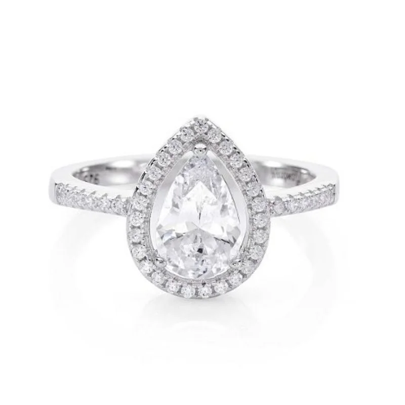 باكلي لندن BUCKLEY LONDON THE FLAWLESS COLLECTION - SPARKLE PEAR SOLITAIRE RING
