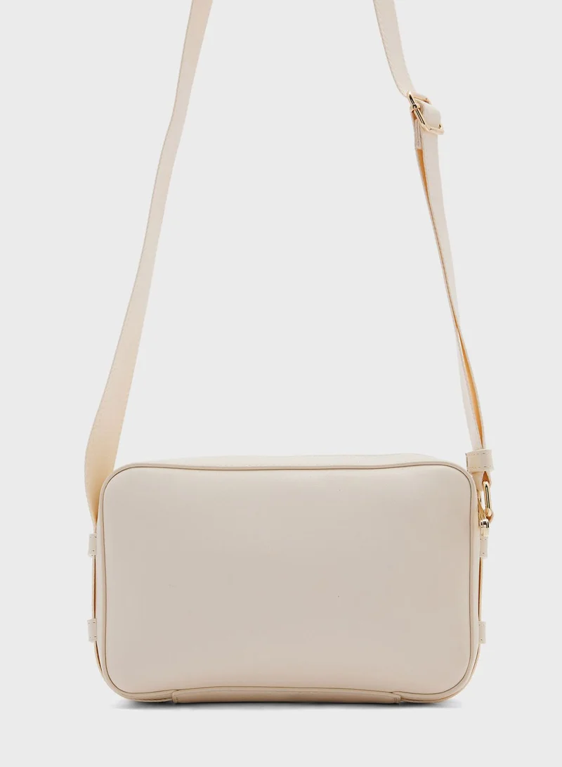 TOMMY HILFIGER Spring Flap Over Crossbody Bag