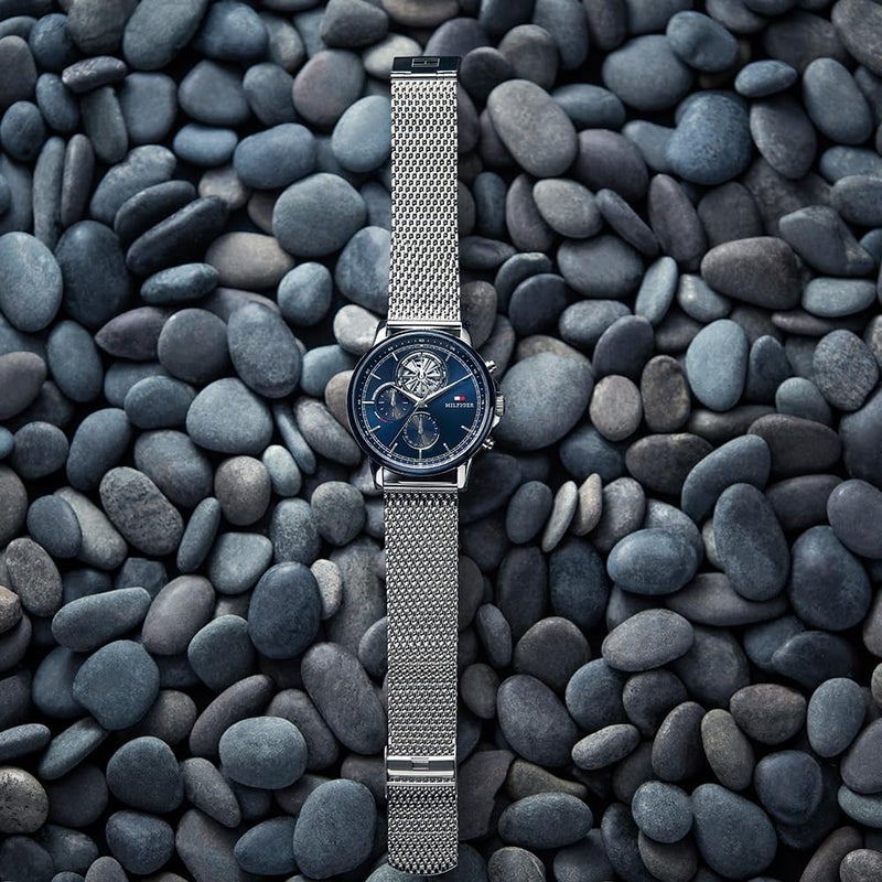 Tommy Hilfiger Men's Navy Dial Stainless Steel Bracelet Watch - Image 4
