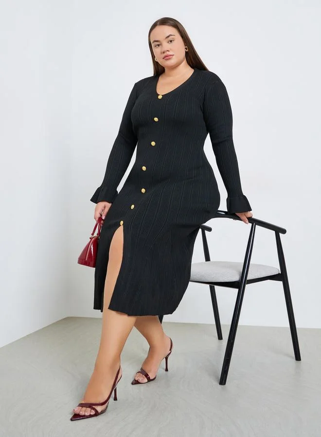 Styli Plus Size Ribbed Knit Button Detail Midi Dress