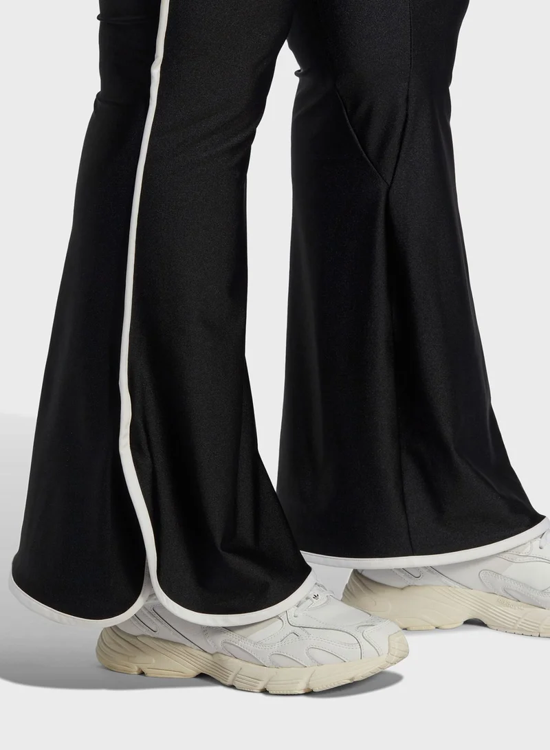 adidas Originals Logo Flared Leggings