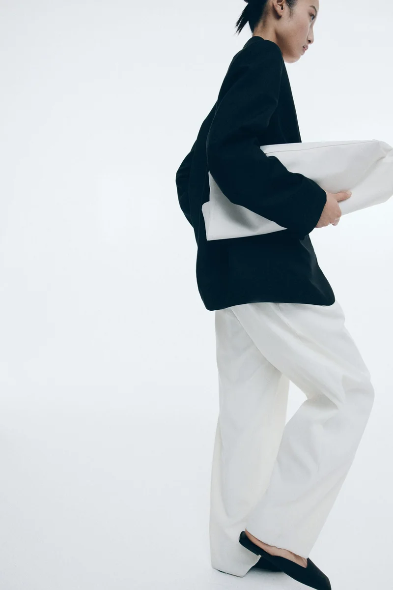 اتش اند ام بليزر بصف أزرار أحادي