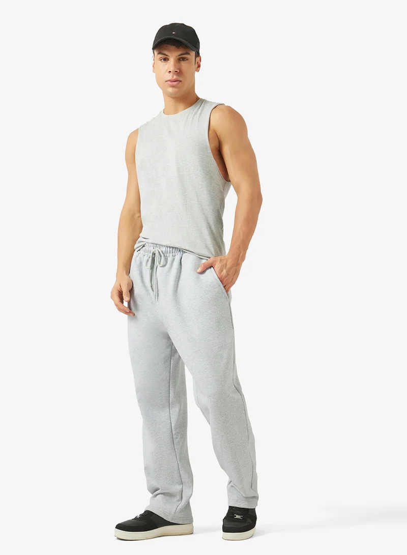 سفنتي فايف بيسيكس Regular Fit- Straight Joggers
