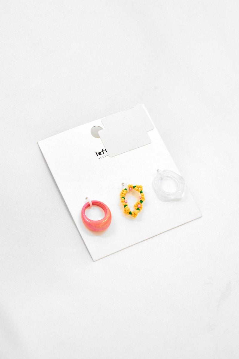Lefties Women 3 Pieces Fashion Ring Set, Peach 