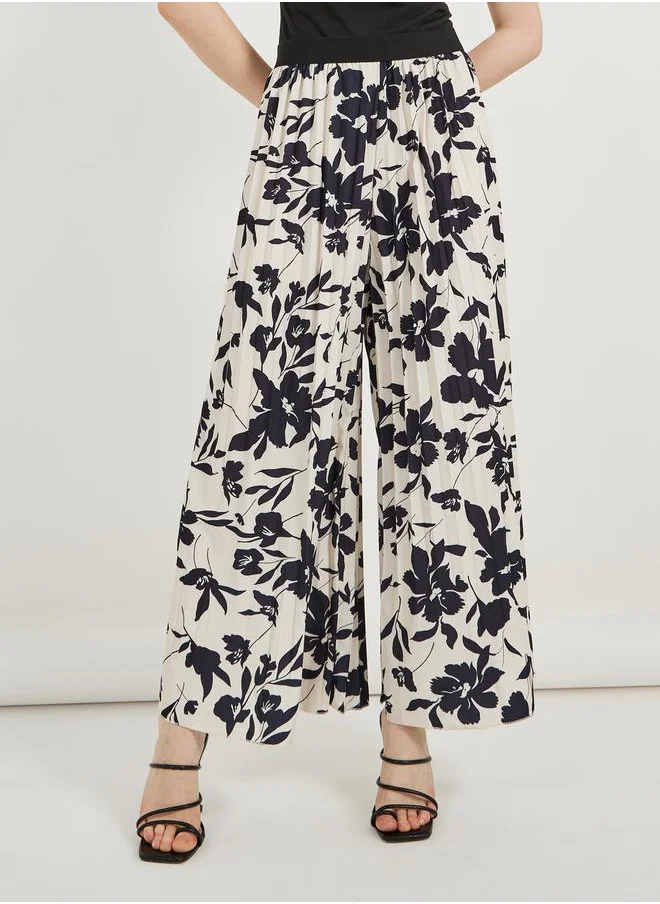 Styli All-Over Floral Print Ankle Length Wide Leg Pants