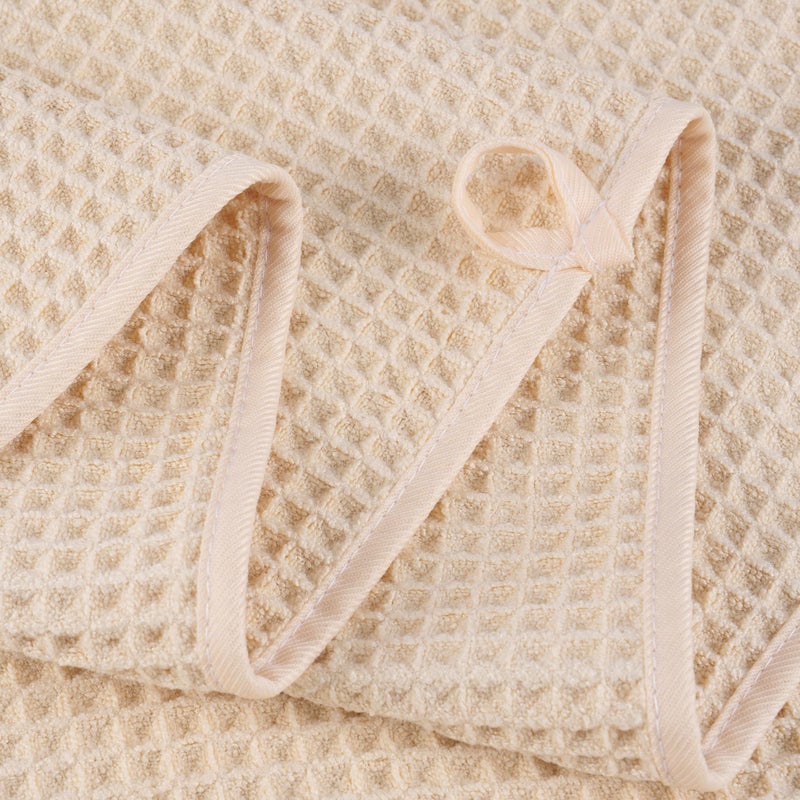 POLYTE 430 GSM Microfiber Oversize Quick Dry Lint Free Bath Towel, 60 x 30 in, 4 Pack (Waffle Weave) - Image 4