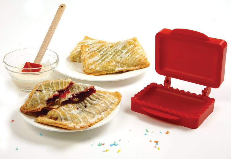 Norpro Mini Pocket Pie Mold, Red 4.75 inch x 4.5 inch/12cm x 11.5cm - Image 5