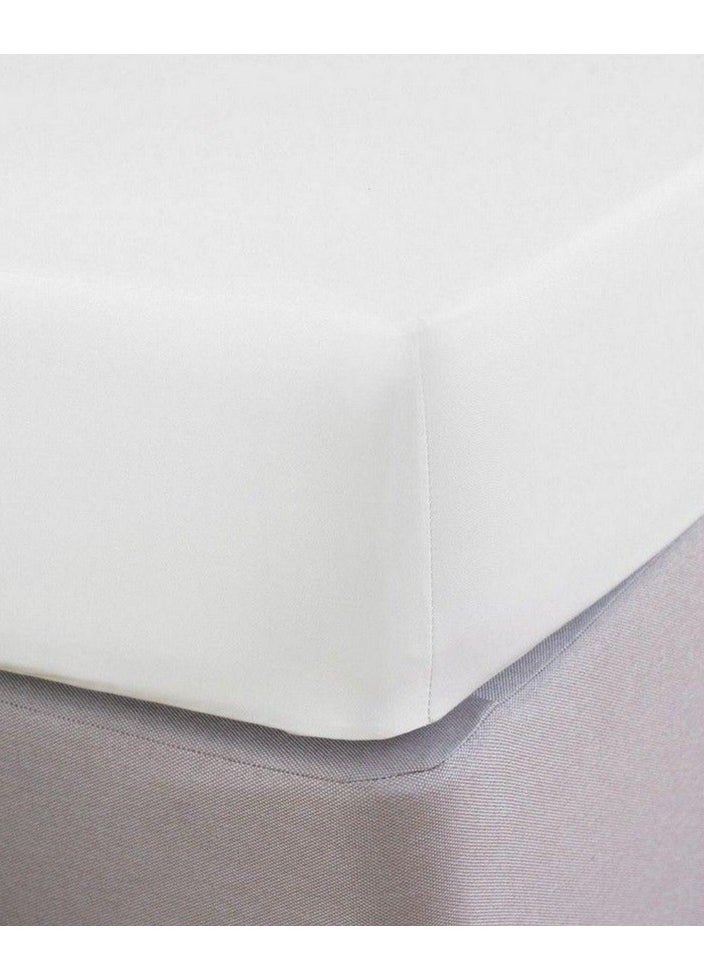 Silentnight - Standard White Fitted Sheet - Image 1
