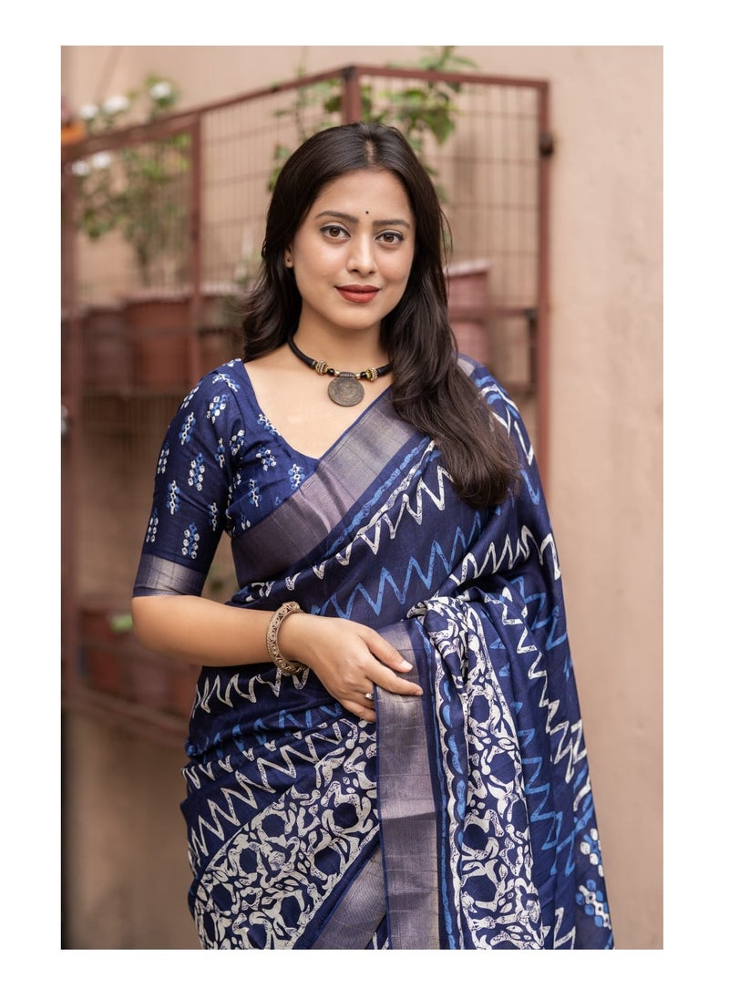 Grab Mantra Indigo Blue Soft Silk Slub Woven Saree With ZigZag Batik Print Design Comes With Unstitched Blouse  - Image 5