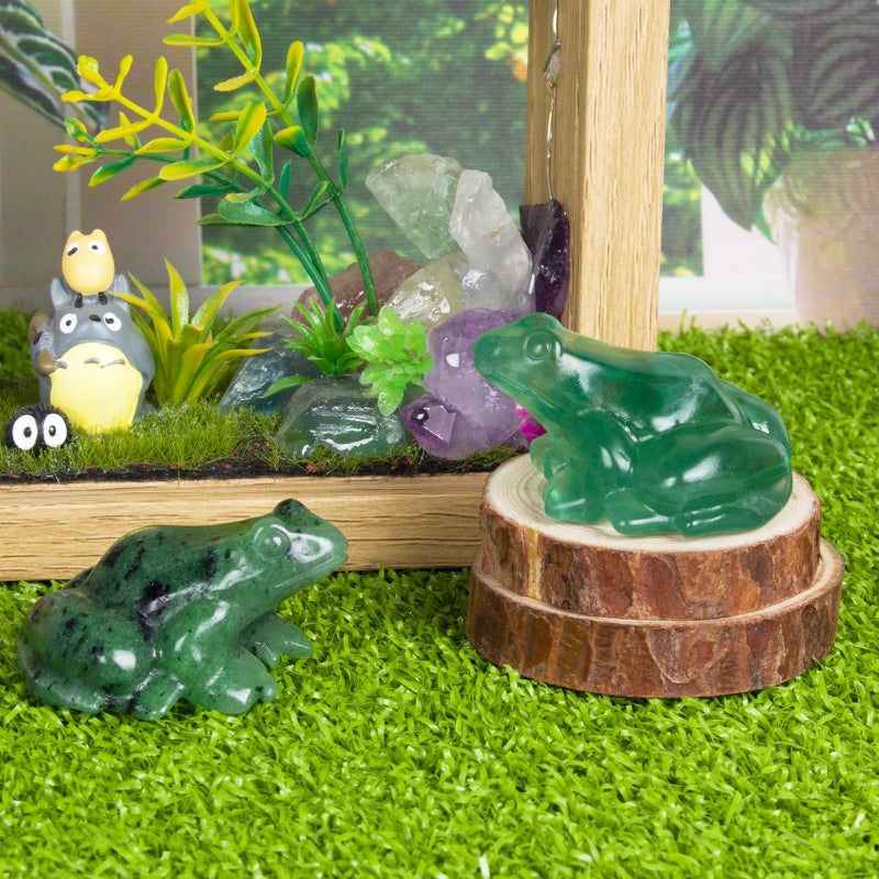 Ytbeoxk Crystal Frog Figurines, Fluorite Money Frog Statue Home Office Desk Decor, Feng Shui Wealth Luck Gifts for Women Men, Natural Hand Carved Reiki Healing Crystal Animal Sculpture 2" - Image 3