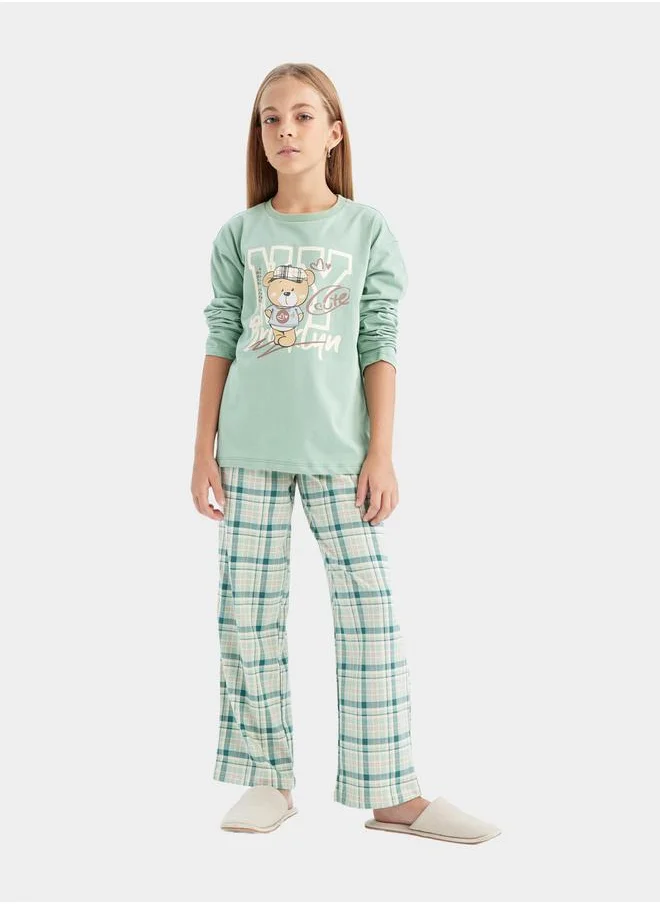 ديفاكتو Graphic Print Long Sleeve T-Shirt & Pyjama Set by Styli