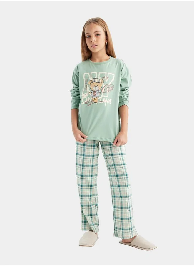 ديفاكتو Graphic Print Long Sleeve T-Shirt & Pyjama Set by Styli