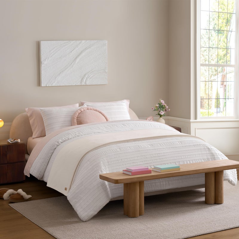 UGG Coco Fleece Blanket for Bed Queen Size â€“ Luxury Cozy Room Decor, Soft Warm Winter Bedding, Heavy Blanket & Queen Blanket for Bed, Gifts for Teens and Women - Snow - Image 2