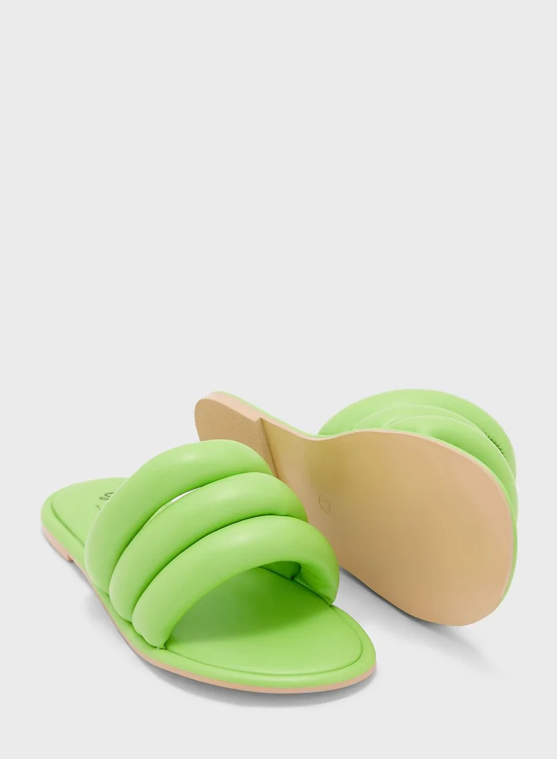 Ginger Padded Triple Flat Sandal